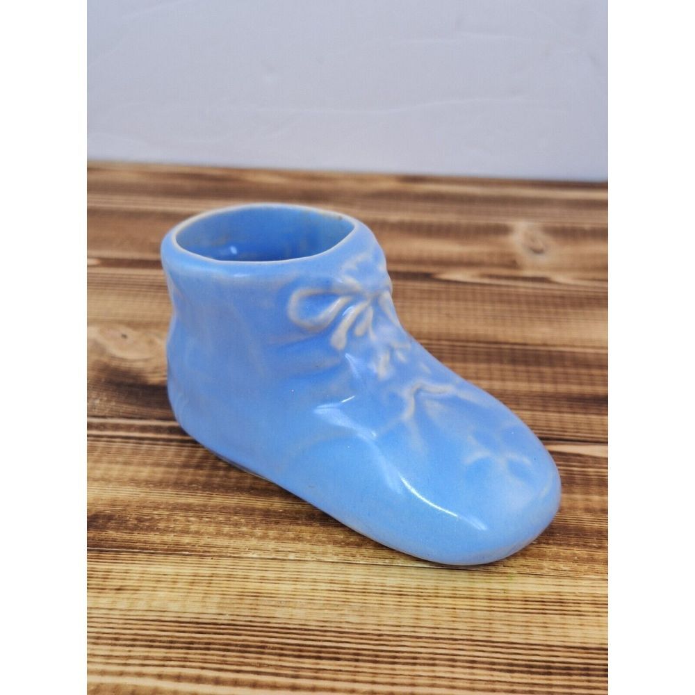 McCoy? Mary‎ Ann Shoe Planter in Matte Blue